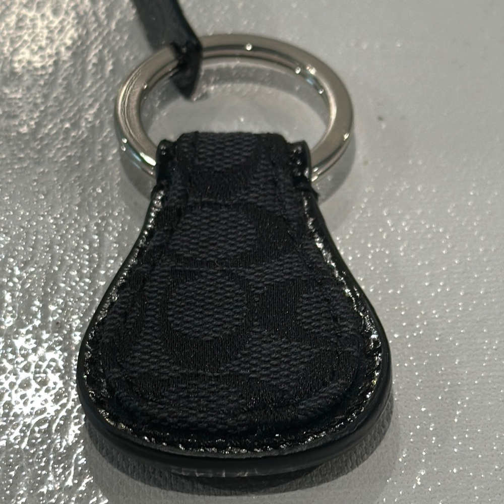 NWOT Coach Vintage Monogram Canvas Key Ring w/Miniature Leather Hangtag.